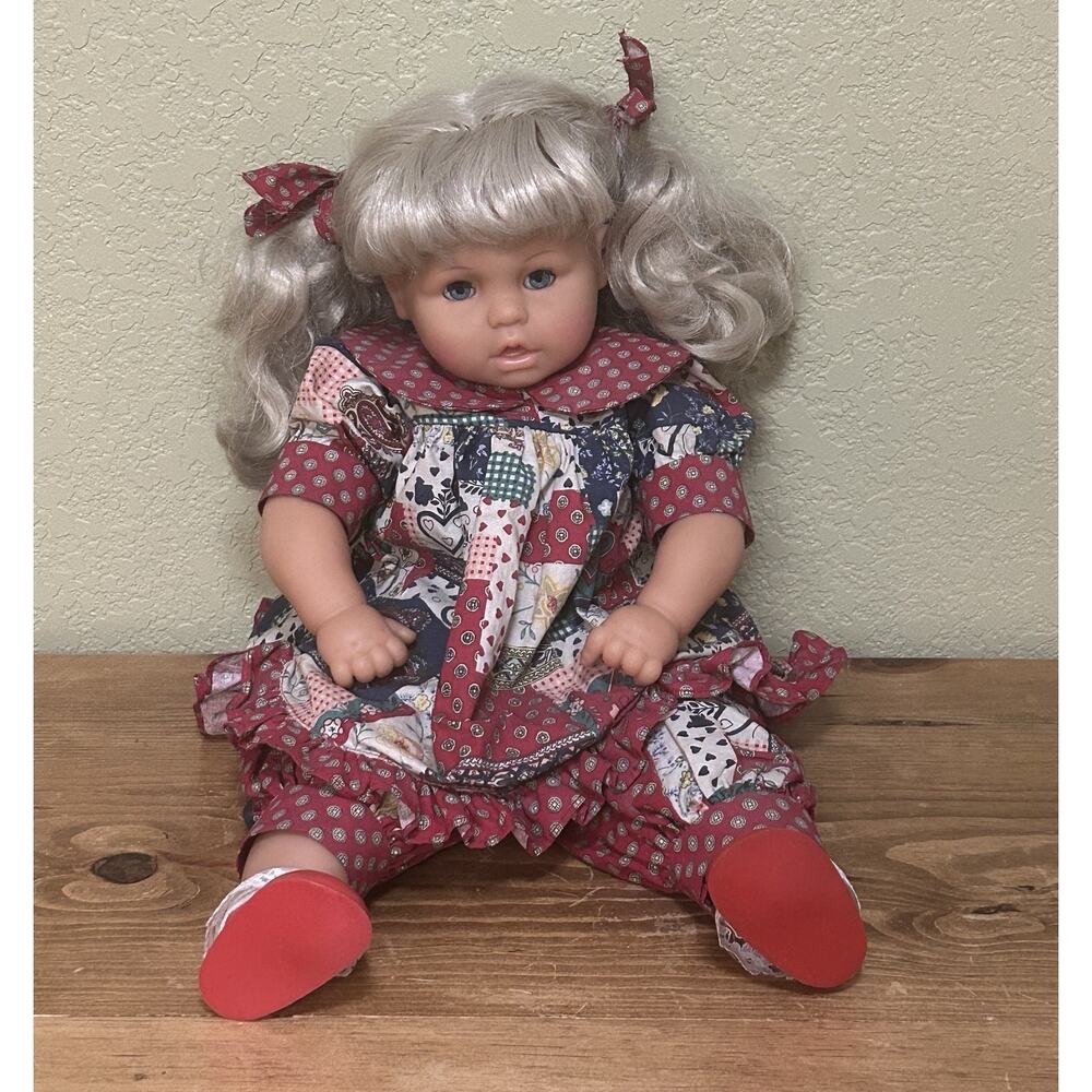 LISSI PUPPE DOLL 21" Blonde Hair/ Blue Eyes Super Cute!!